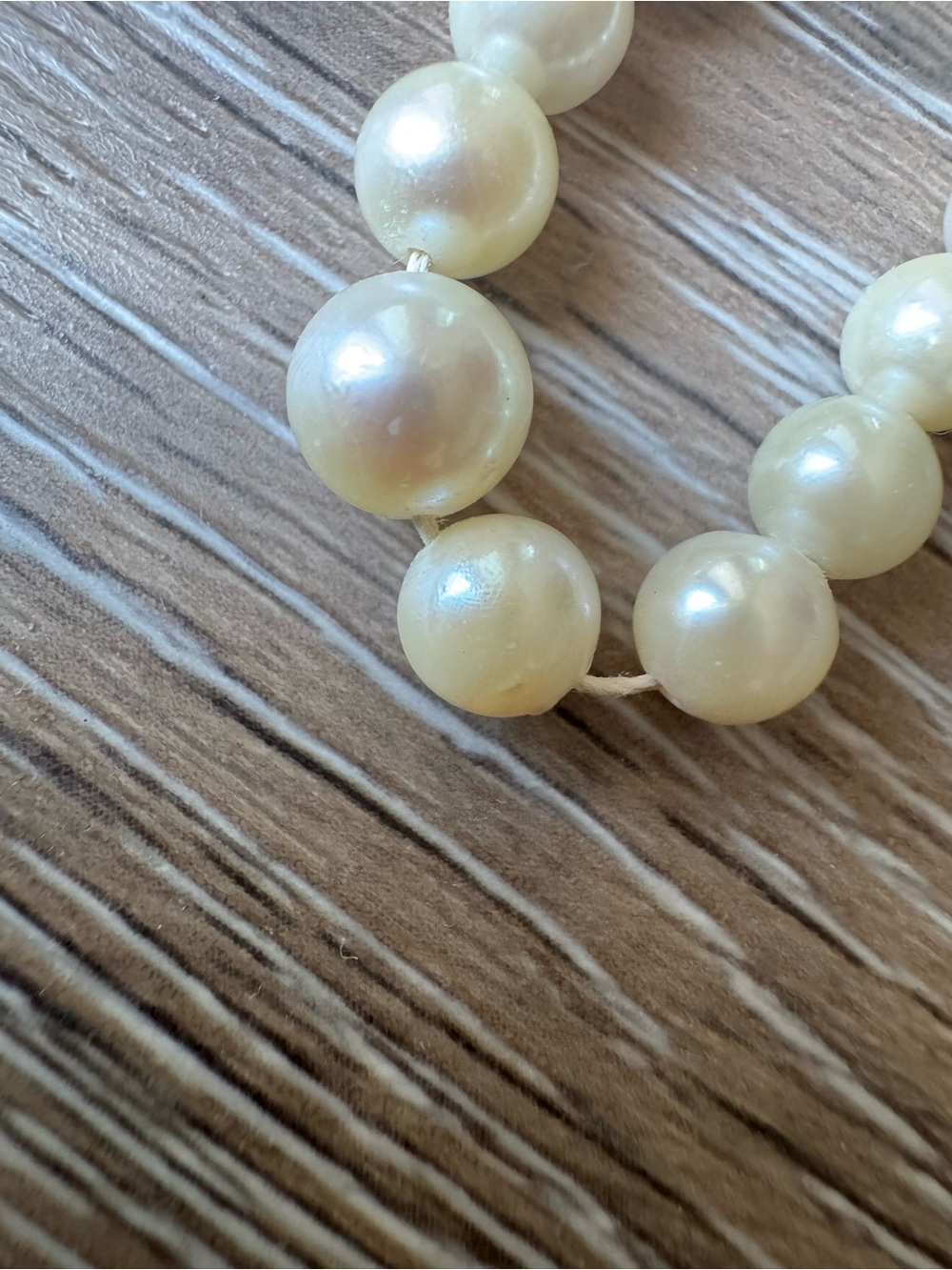 Damaged and broken 14k graduated pearl necklace - Picture 2 of 6